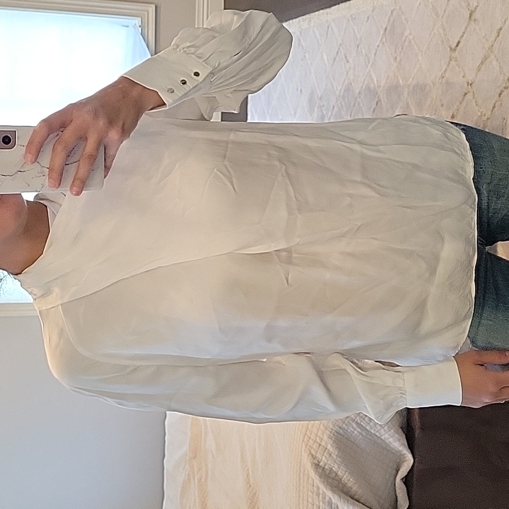 WOMEN'S WHITE ZARA BLOUSE SHIRT $40